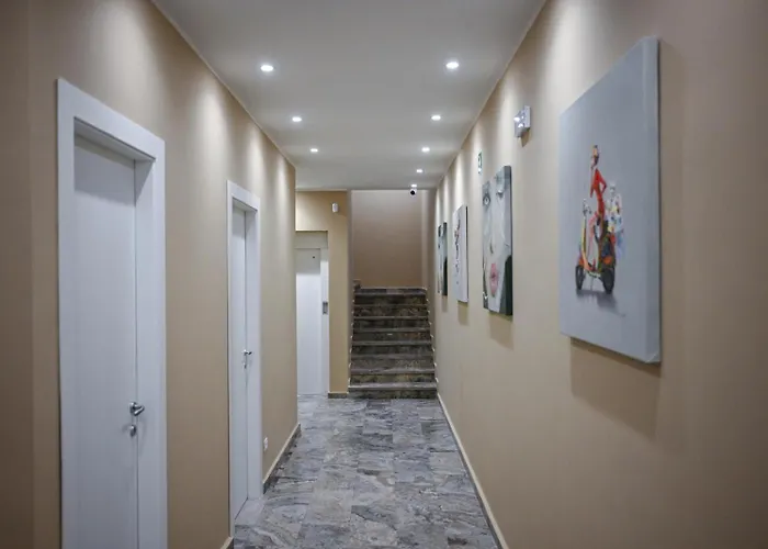 The Paris Frühstückspension