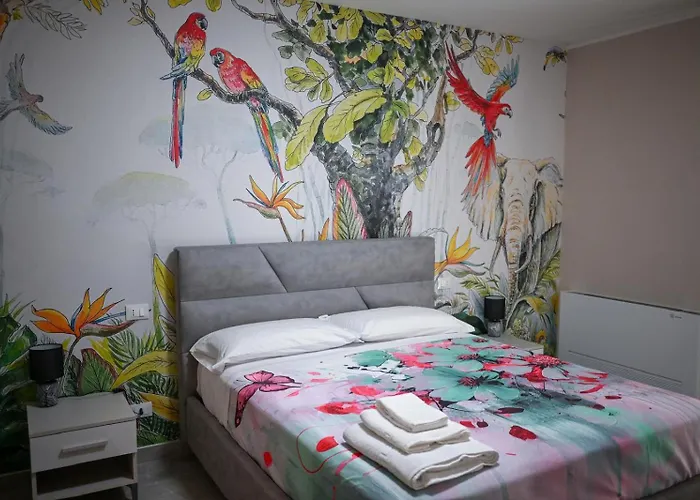 לינה וארוחת בוקר The Paris 4*