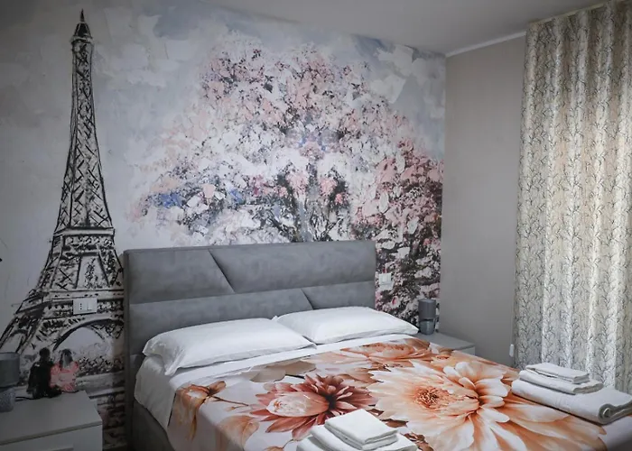 לינה וארוחת בוקר The Paris רג'יו די קאלאבריה