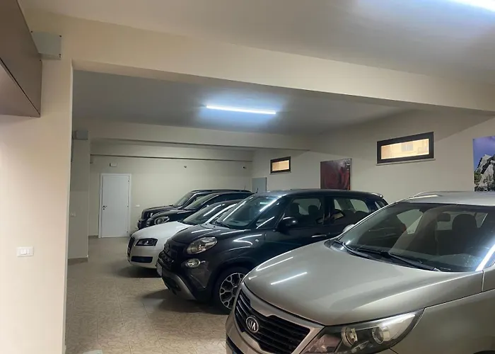 The Paris Frühstückspension